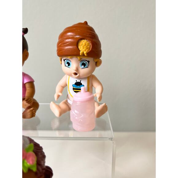 Mixed Brand Doll Accessory Baby Secrets Bathtime Surprise Mini Doll. Lot of 6 - Picture 3 of 12